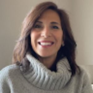 Meet your Posher, Suzanne